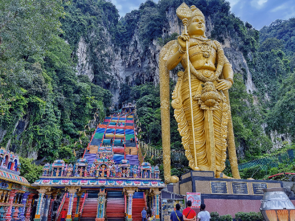 8:15 AM – Batu Caves