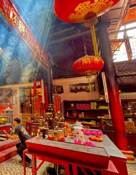 KL Hidden Temples & Spiritual Journey