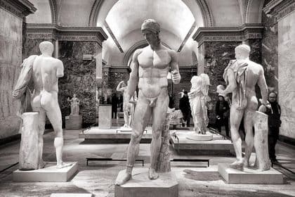 Semi-Private Homoerotic Louvre Tour with Reserved Entrance Time