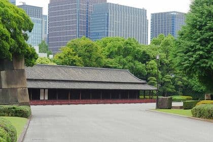 Imperial Palace East Garden and Heritage of Edo Castle Tour