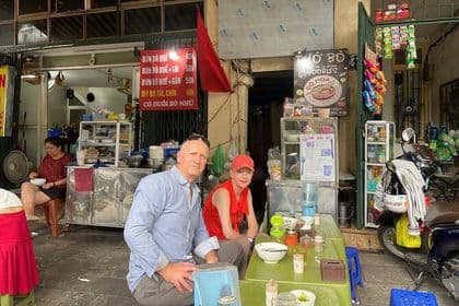 Hanoi's Old Quarter Street Food Experience for Small Groups