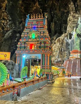 Kuala Lumpur Suburbs Batu Caves Half-Day Tour  (SIC - Join In Tour)