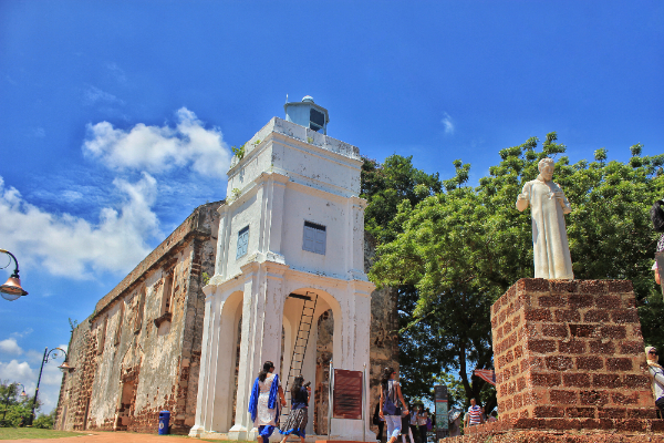 St. Paul’s Church & St. Paul’s Hill