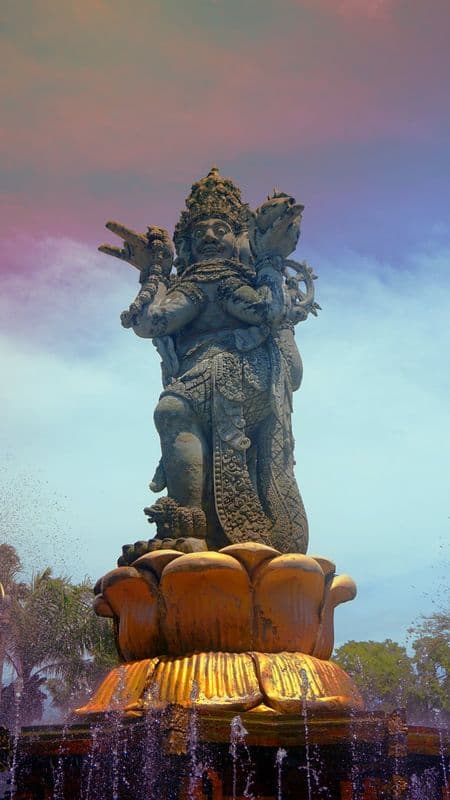 Catur Muka Statue
