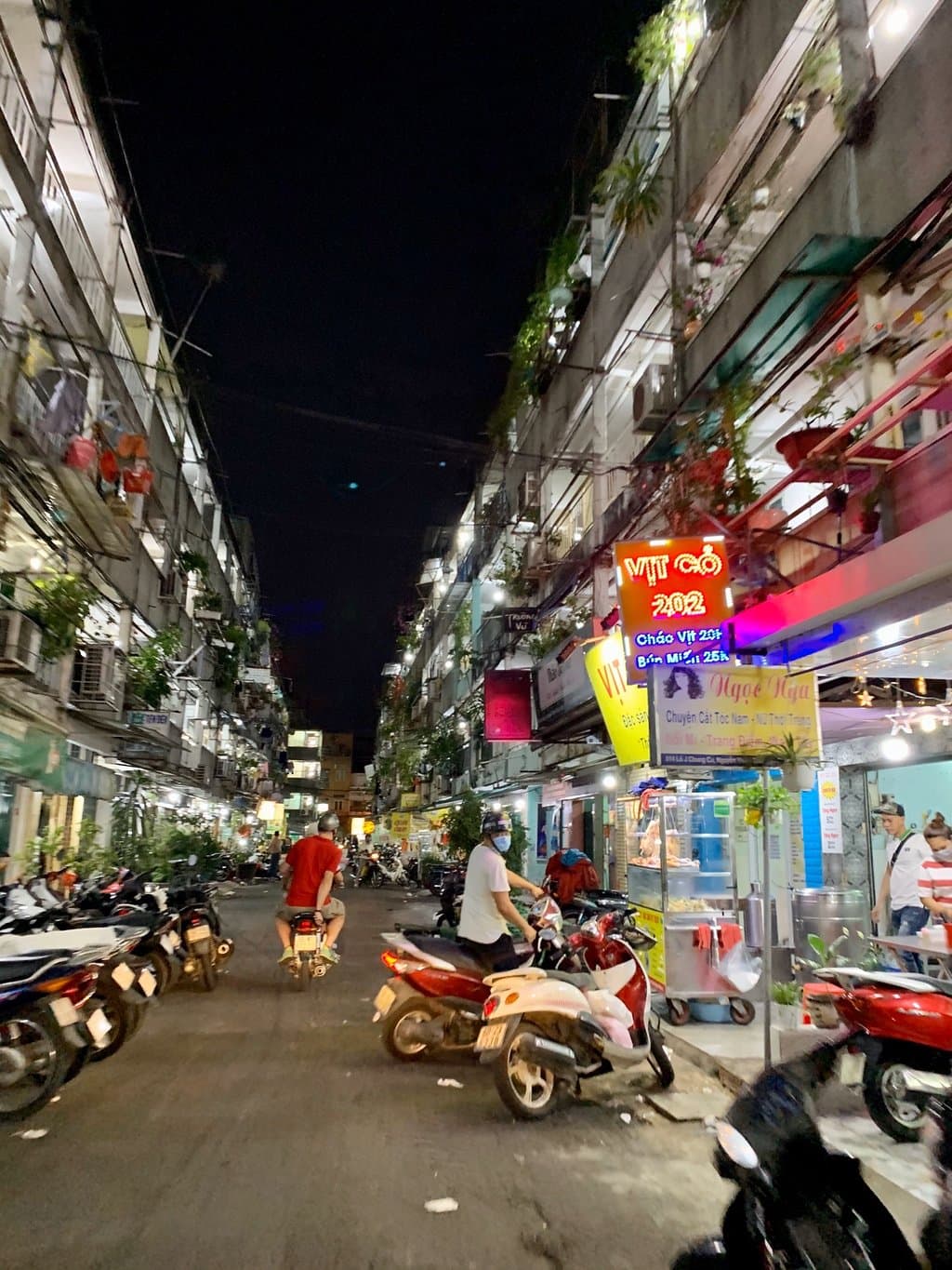 Nguyen Thien Thuat Apartment Buildings