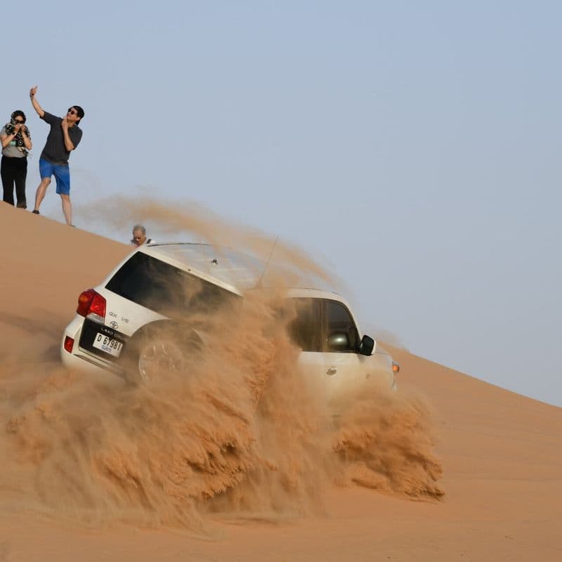 Red dunes safari guide