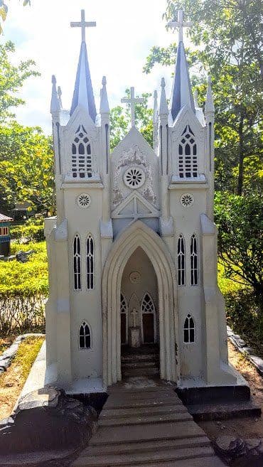 Batam Miniature House