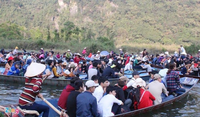 Huong Pagoda Festival