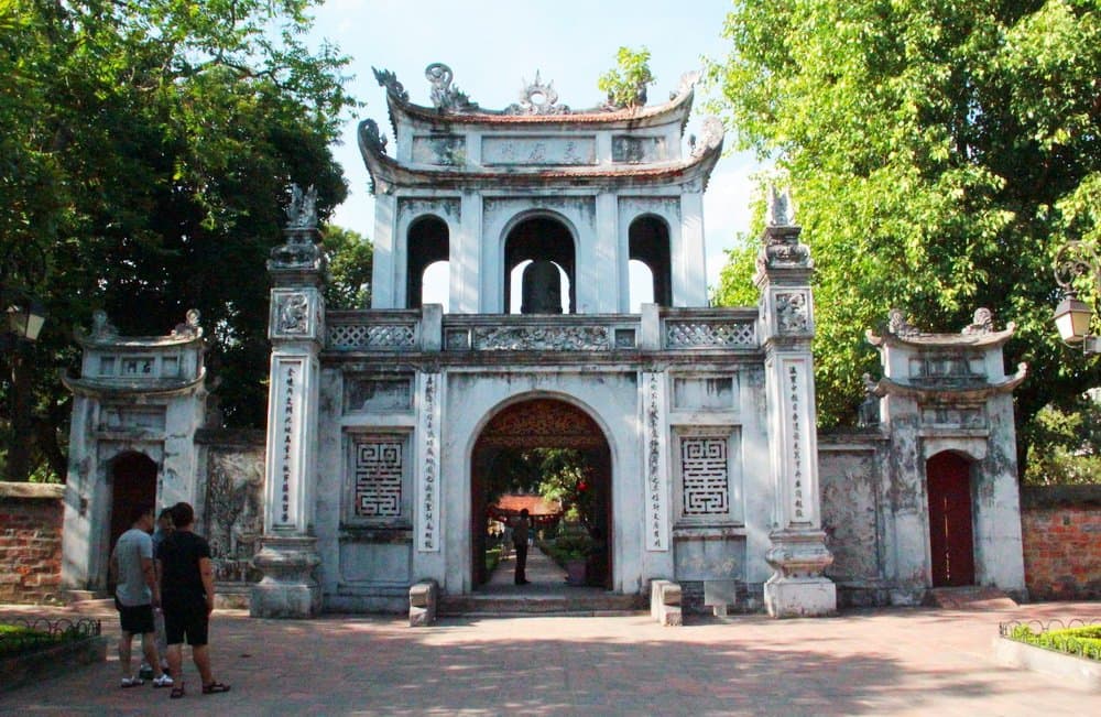 Temple of Literature & National University