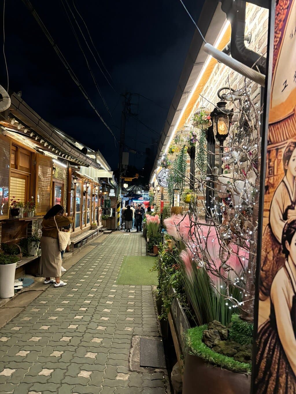 Ikseon-dong Hanok Street