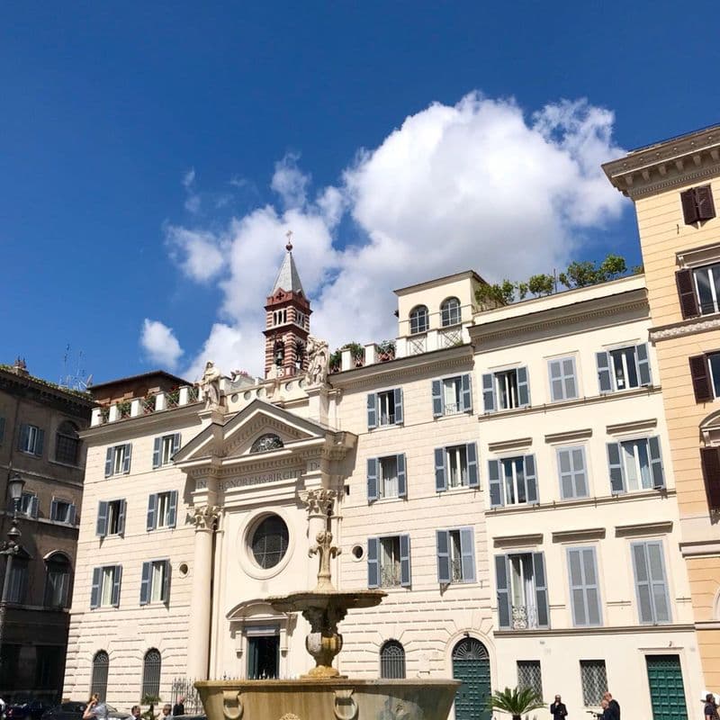 Piazza Farnese