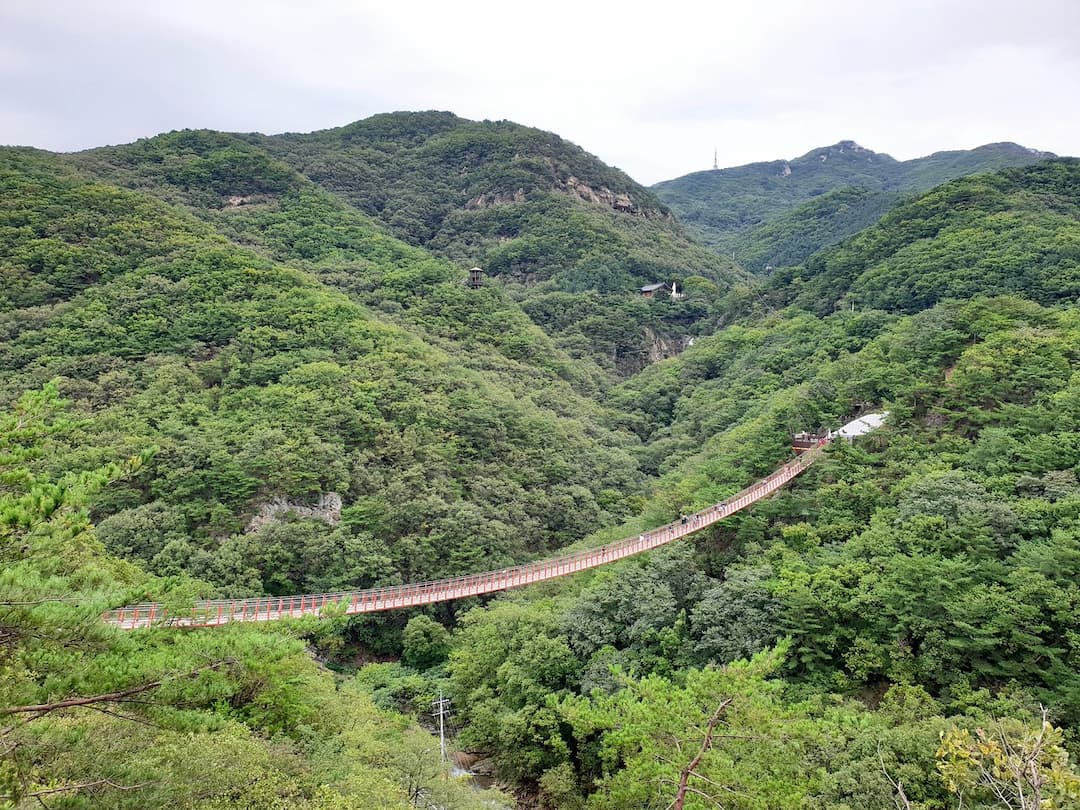 Gamaksan Chulleong Bridge