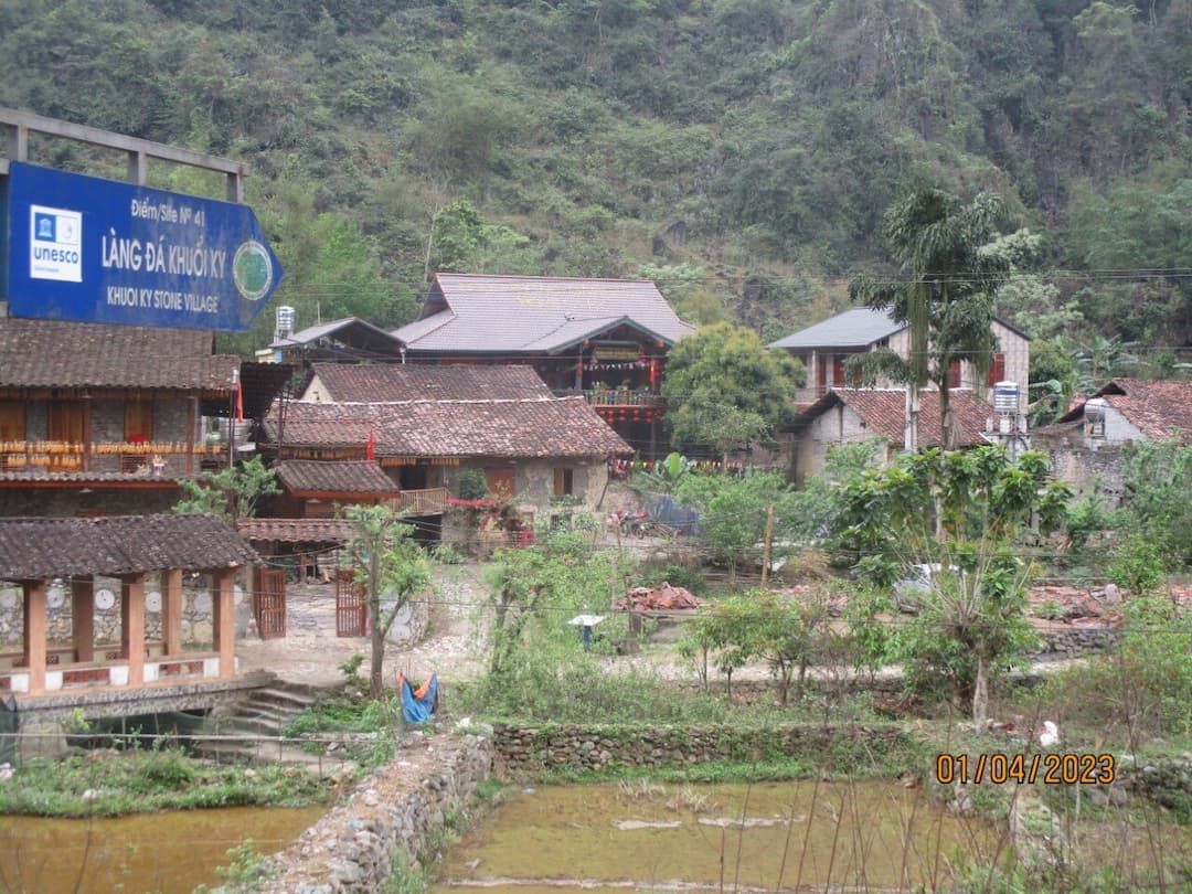 Khuoi Ky Stone Village