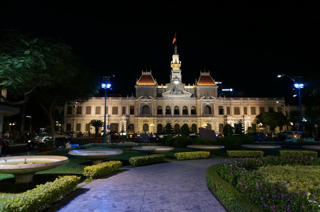 Ho Chi Minh Square (Quảng trường Hồ Chí Minh)